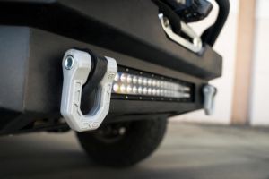 DV8 Offroad Shackles UNSK-01GR